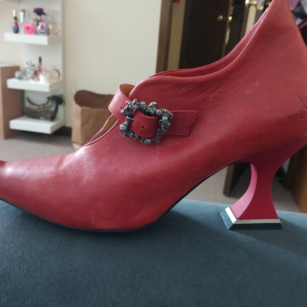 John Fluevog